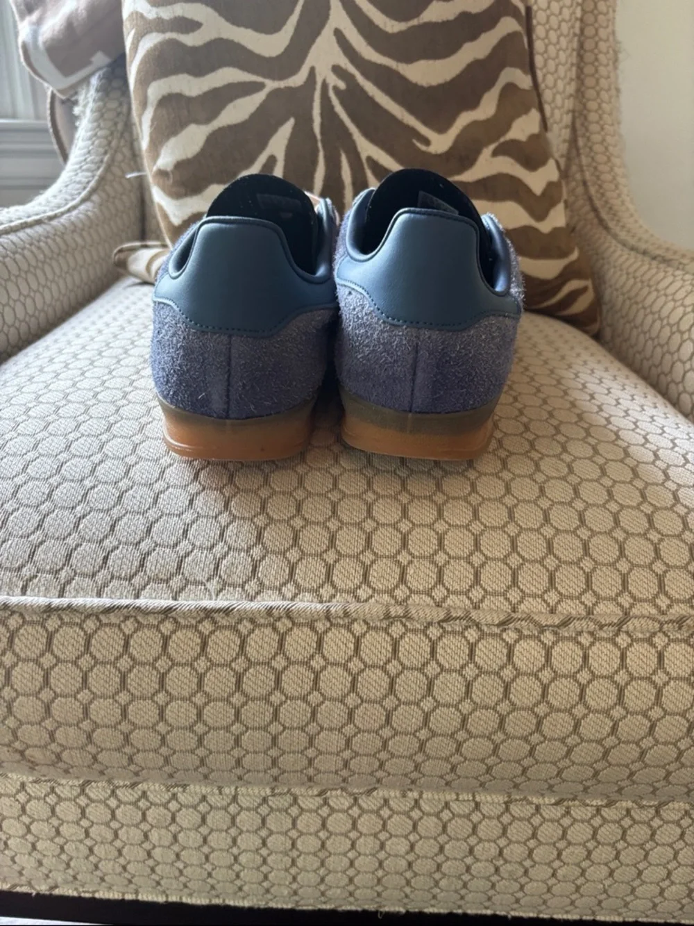 Adidas Men’s Gazelle Blue Suede Sneakers with Cream Accents - Picture 3 of 5